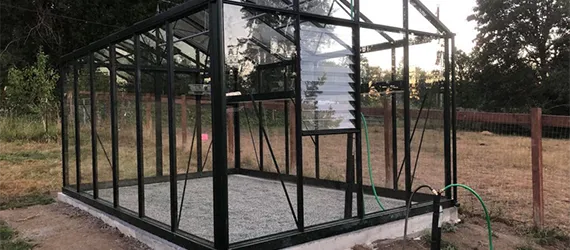 greenhouse-build-18